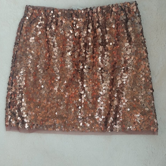 LC Lauren Conrad Dresses & Skirts - LC Lauren Conrad gold sequins skirt